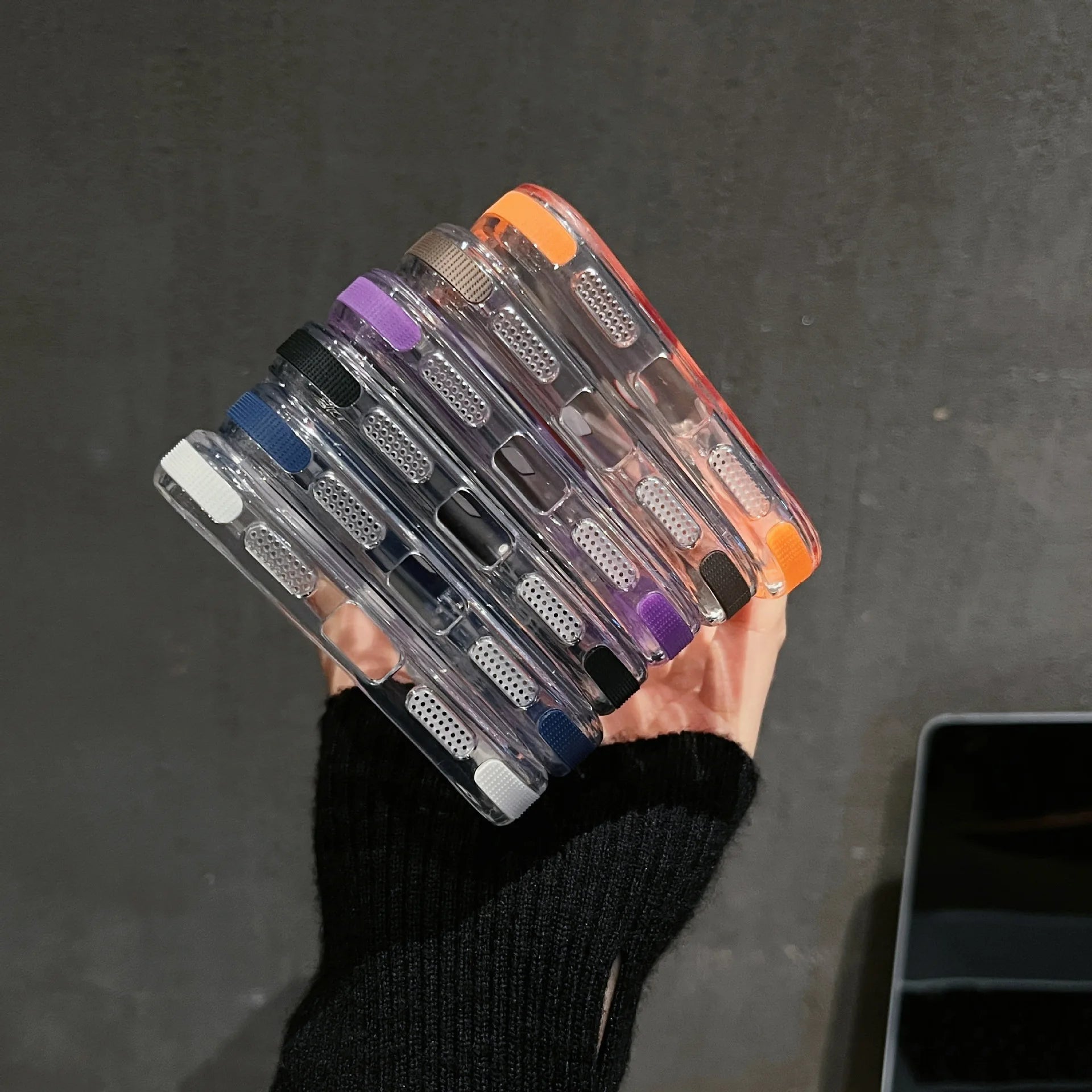 Shockproof Magnetic Wireless Charging Mobile Phone Case Cover for iPhone 17 16 15 Pro Max Acrylic Anti Drop Phone Case